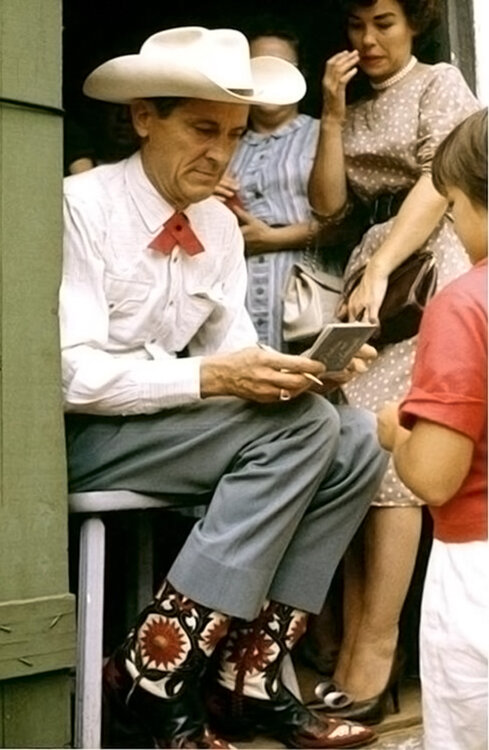 ernest tubb signing autographs.jpg