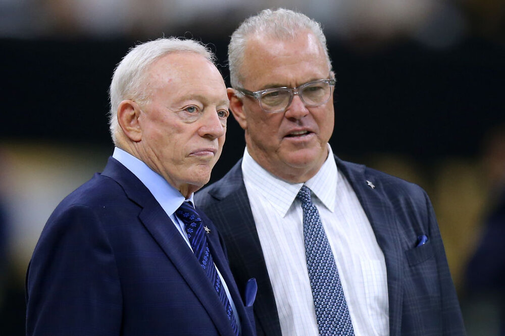 Jerry-Jones-Stephen-Jones.jpg