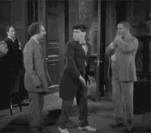 three-stooges.gif.e0b82c49da008ebee7291e2ffbd1be3a.gif