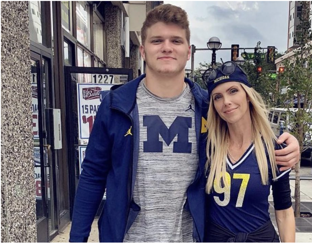 Screen Shot 2021-12-04 at 9.01.37 PM.png